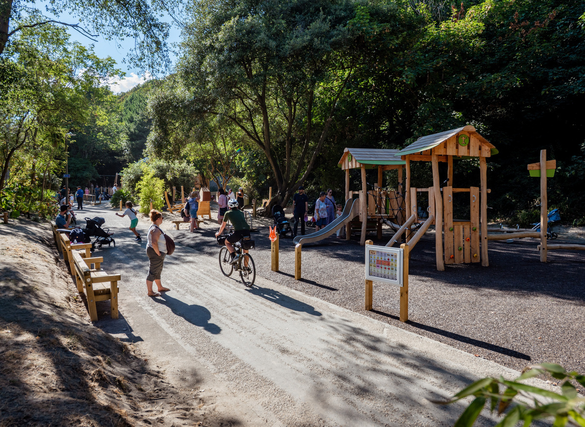 Proludic-Lower Lee Costal Park-348